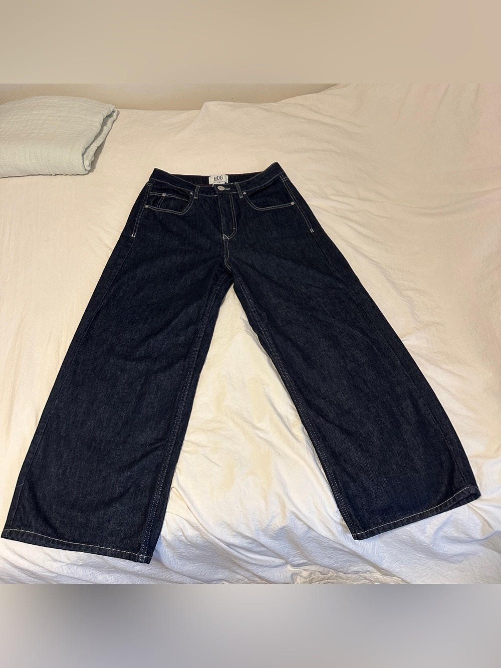 BDG Low Rise Jeans Size 27